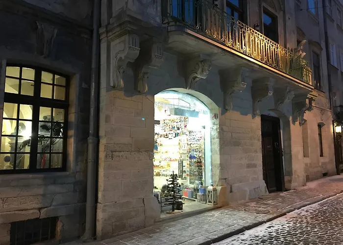 Loft-style On Virmenska Str דירה לבוב