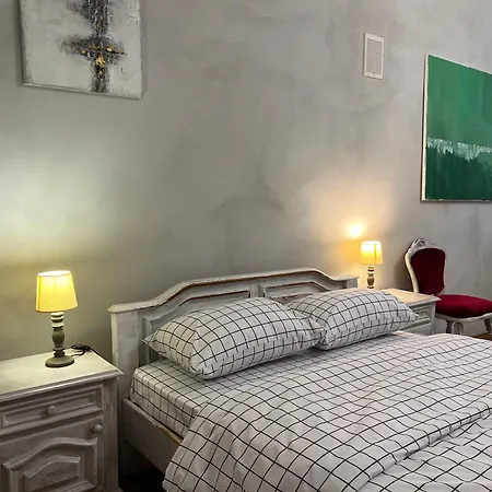 公寓 Loft-style On Virmenska Str *