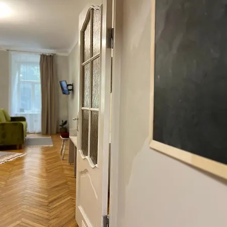 Loft-style On Virmenska Str 公寓 利沃夫