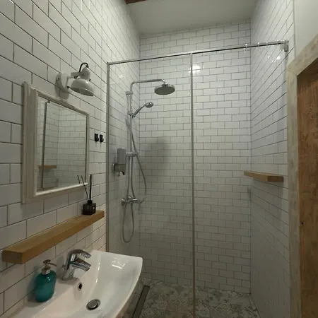 公寓 Loft-style On Virmenska Str