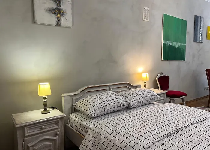 Apartment Loft-style On Virmenska Str *